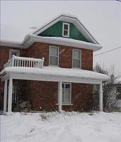 Click image for larger version

Name:	House In Orillia.jpg
Views:	981
Size:	15.3 KB
ID:	3412