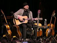 Click image for larger version

Name:	NeilYoung.jpg
Views:	533
Size:	129.3 KB
ID:	6834